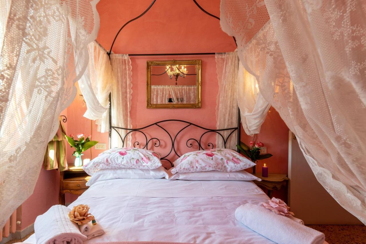 Bibi Boutique Arezzo Living Suite Rosafragola & Verdeconiglio Exterior foto