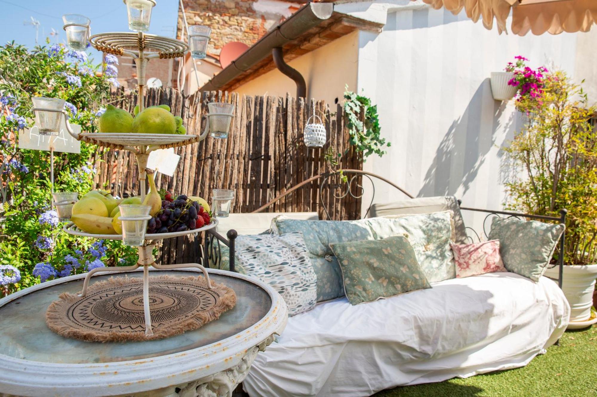 Bibi Boutique Arezzo Living Suite Rosafragola & Verdeconiglio Exterior foto