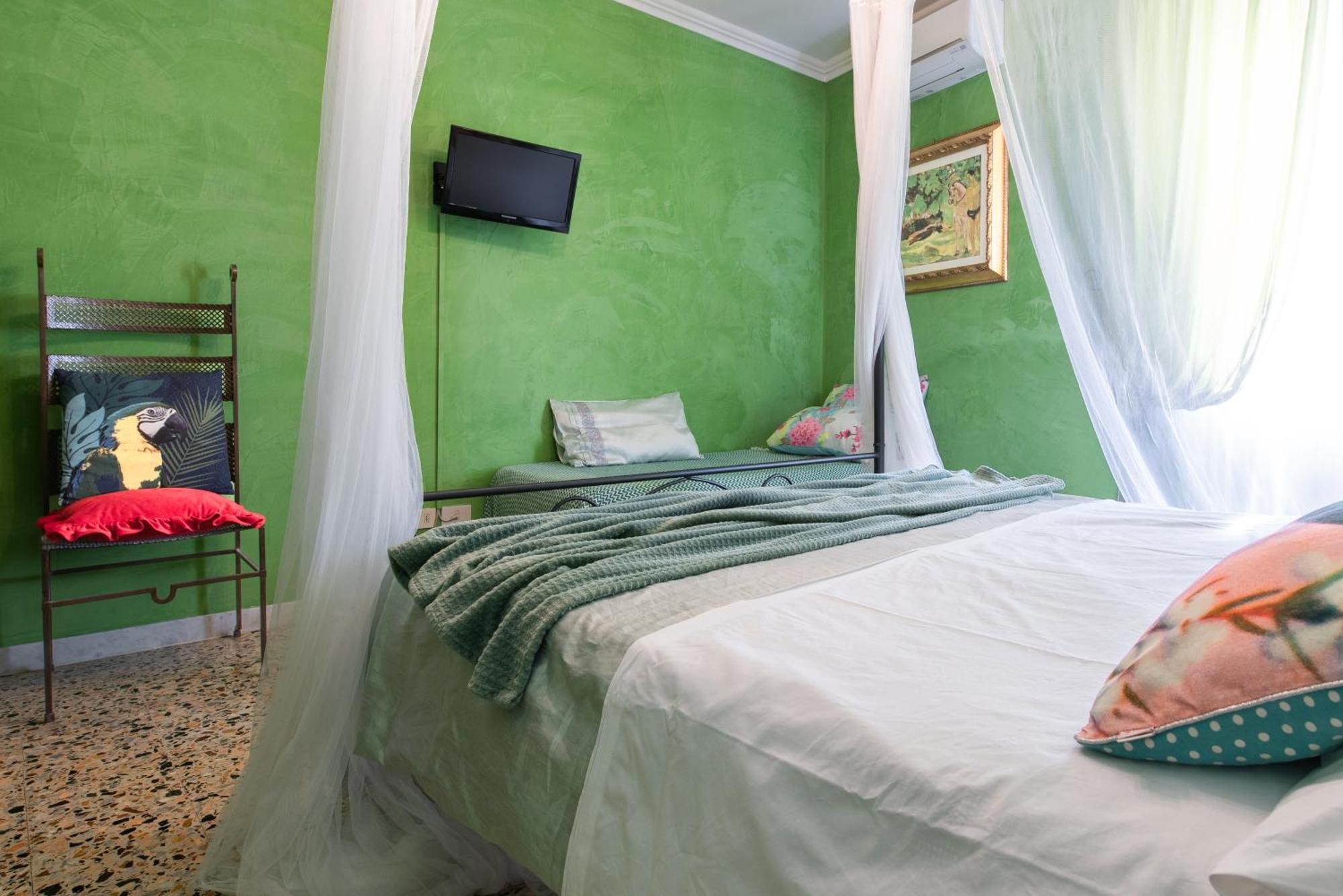Bibi Boutique Arezzo Living Suite Rosafragola & Verdeconiglio Exterior foto